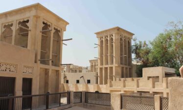 Torres de viento en Bastakiya, Dubái – Tour cultural privado en español
